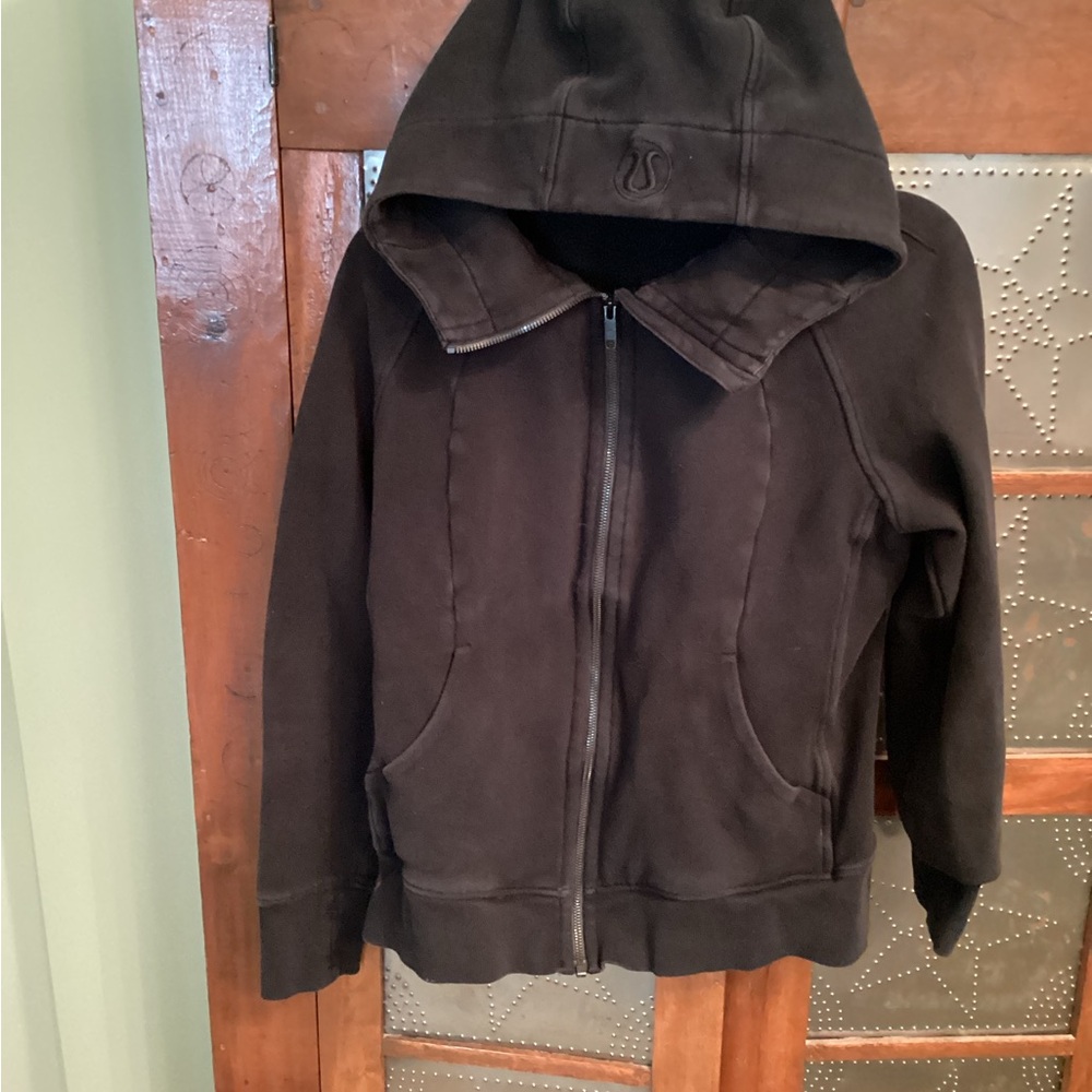 Women’s Lululemon black hoodie